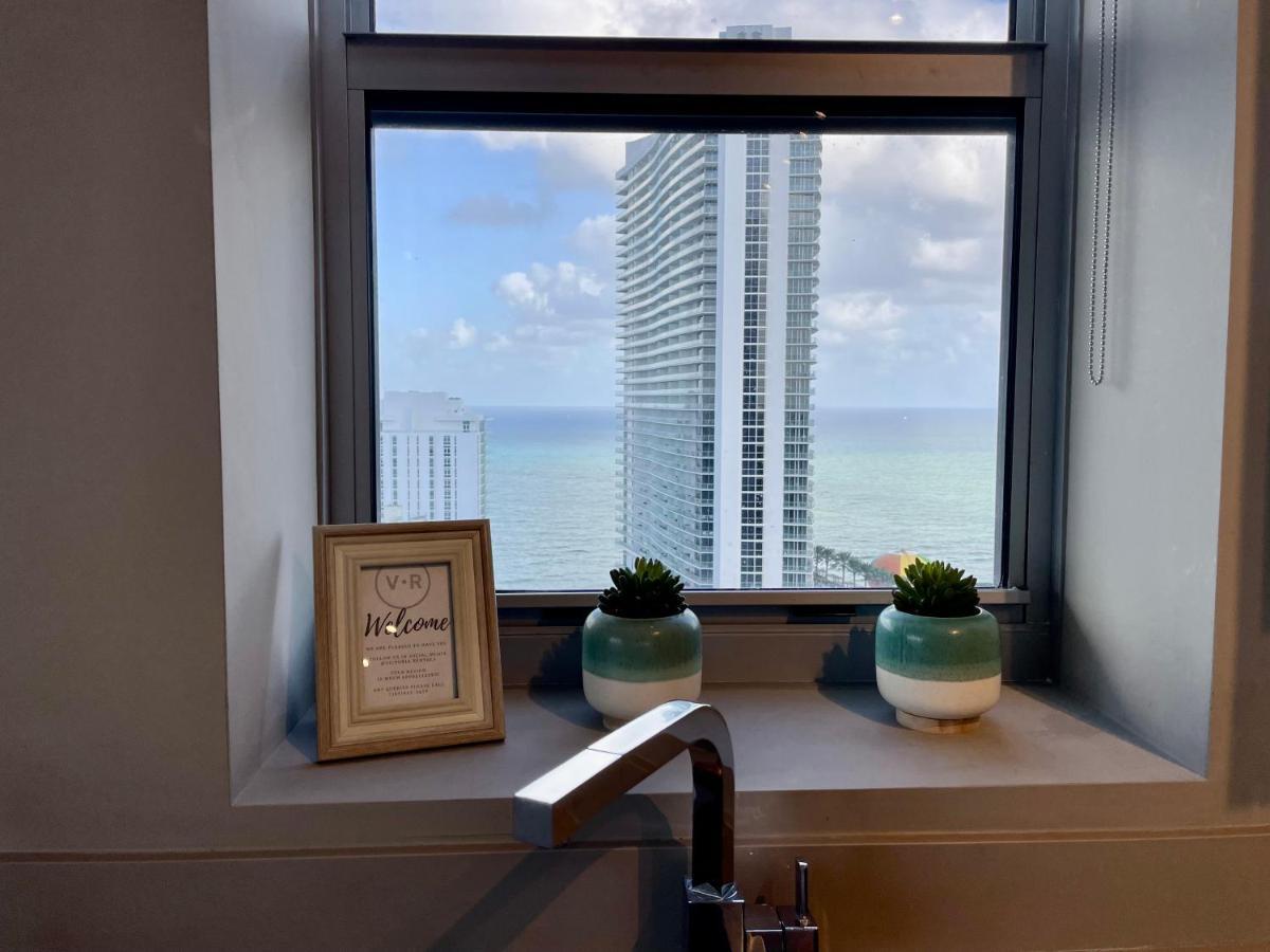 Hyde Beach House Lux Apartment Hollywood Bagian luar foto