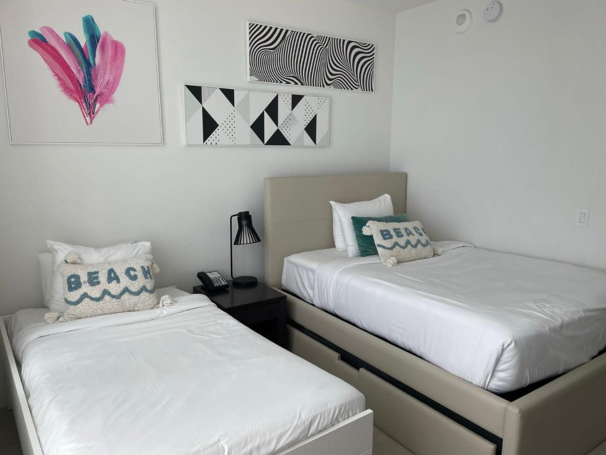 Hyde Beach House Lux Apartment Hollywood Bagian luar foto